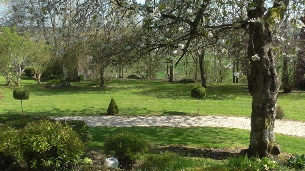 Gite " Le Normand " Sa Vue Splendide Vimoutiers Buitenkant foto